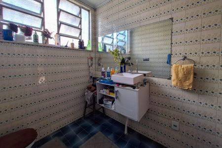 Casa para alugar com 120m², 3 quartos e 1 vaga Casa para alugar com 120m², 3 quartos e 1 vagaBanheiro