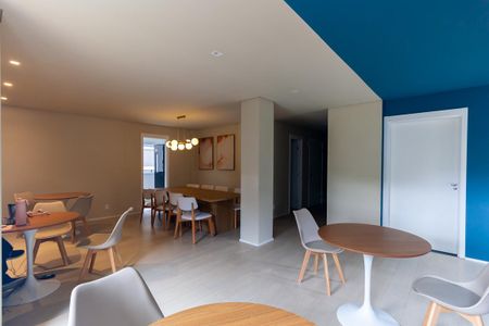 Apartamento para alugar com 42m², 2 quartos e sem vaga Apartamento para alugar com 42m², 2 quartos e sem vagaÁrea comum - Salão de festas
