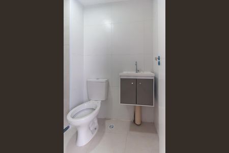 Apartamento para alugar com 42m², 2 quartos e sem vaga Apartamento para alugar com 42m², 2 quartos e sem vagaBanheiro