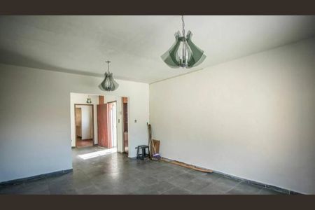 Casa à venda com 2 quartos, 194m² em Parque Jabaquara, São Paulo