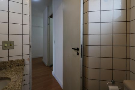Apartamento à venda com 63m², 3 quartos e 1 vaga Apartamento à venda com 63m², 3 quartos e 1 vagaBanheiro