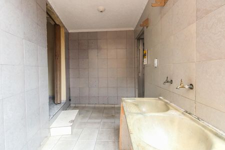 Casa para alugar com 300m², 3 quartos e 2 vagas Casa para alugar com 300m², 3 quartos e 2 vagasÁrea de Serviço