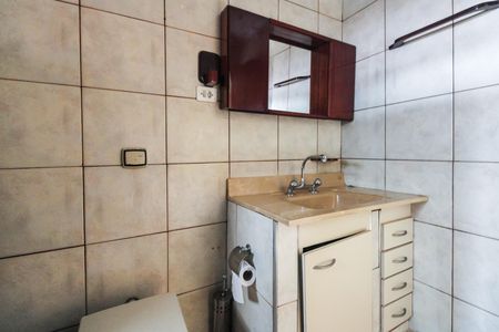 Casa para alugar com 300m², 3 quartos e 2 vagas Casa para alugar com 300m², 3 quartos e 2 vagasBanheiro Suíte 1