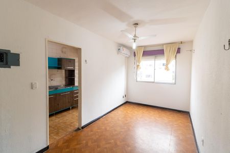 Sala de apartamento para alugar com 1 quarto, 42m² em Cristal, Porto Alegre