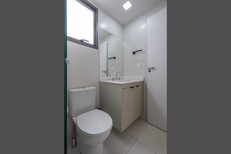 Banheiro de kitnet/studio para alugar com 1 quarto, 26m² em Sumaré, São Paulo