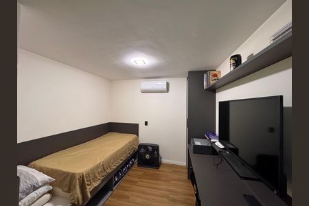 Casa de condomínio à venda com 160m², 4 quartos e 1 vaga Casa de condomínio à venda com 160m², 4 quartos e 1 vagaQuarto 3