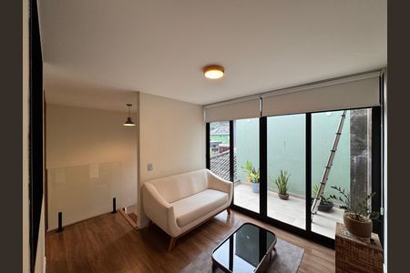Casa de condomínio à venda com 160m², 4 quartos e 1 vaga Casa de condomínio à venda com 160m², 4 quartos e 1 vagaHall Íntimo