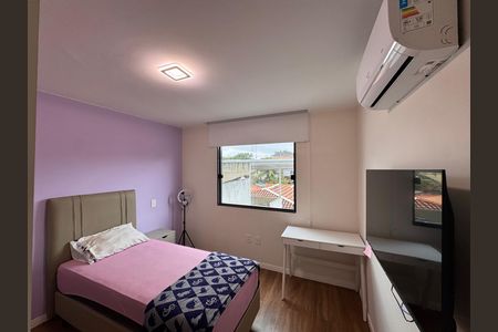 Casa de condomínio à venda com 160m², 4 quartos e 1 vaga Casa de condomínio à venda com 160m², 4 quartos e 1 vagaQuarto 2