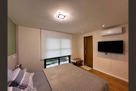 Casa de condomínio à venda com 160m², 4 quartos e 1 vaga Casa de condomínio à venda com 160m², 4 quartos e 1 vagaSuíte Master