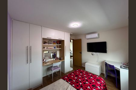 Casa de condomínio à venda com 160m², 4 quartos e 1 vaga Casa de condomínio à venda com 160m², 4 quartos e 1 vagaQuarto 1