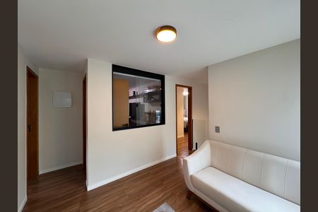 Casa de condomínio à venda com 160m², 4 quartos e 1 vaga Casa de condomínio à venda com 160m², 4 quartos e 1 vagaHall Íntimo