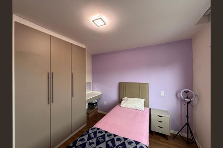Casa de condomínio à venda com 160m², 4 quartos e 1 vaga Casa de condomínio à venda com 160m², 4 quartos e 1 vagaQuarto 2