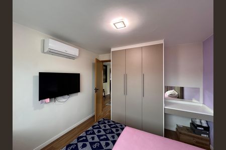 Casa de condomínio à venda com 160m², 4 quartos e 1 vaga Casa de condomínio à venda com 160m², 4 quartos e 1 vagaQuarto 2