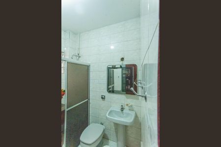 Casa à venda com 250m², 3 quartos e 3 vagas Casa à venda com 250m², 3 quartos e 3 vagasBanheiro