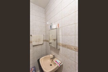 Casa à venda com 250m², 3 quartos e 3 vagas Casa à venda com 250m², 3 quartos e 3 vagasBanheiro da Suíte