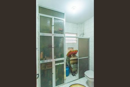 Casa à venda com 250m², 3 quartos e 3 vagas Casa à venda com 250m², 3 quartos e 3 vagasBanheiro