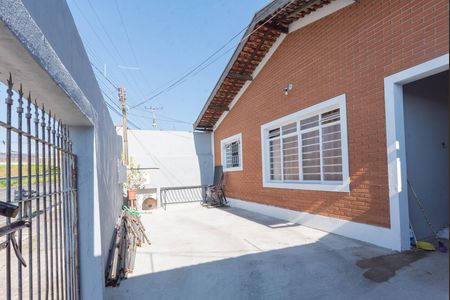 Garagem de casa à venda com 3 quartos, 250m² em Jardim Ipiranga, Campinas