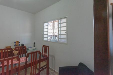 Casa à venda com 250m², 3 quartos e 3 vagas Casa à venda com 250m², 3 quartos e 3 vagasSala de Jantar