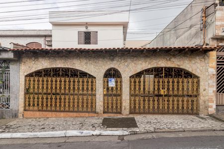 Casa para alugar com 180m², 3 quartos e 1 vagaFachada