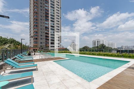 Studio à venda com 25m², 1 quarto e sem vaga Studio à venda com 25m², 1 quarto e sem vagaPiscina