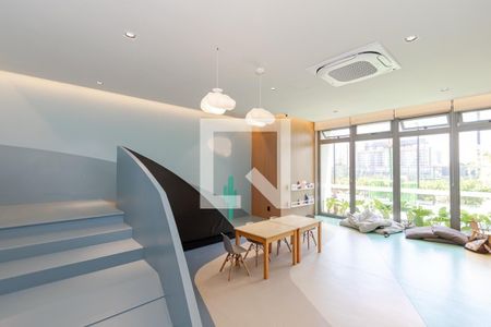 Studio à venda com 25m², 1 quarto e sem vaga Studio à venda com 25m², 1 quarto e sem vagaBrinquedoteca