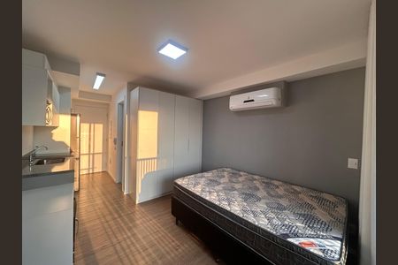 Studio à venda com 25m², 1 quarto e sem vaga Studio à venda com 25m², 1 quarto e sem vagaQuarto