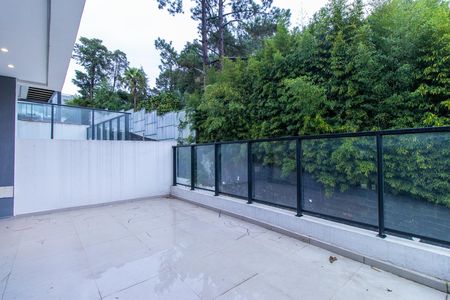 Casa de condomínio para alugar com 167m², 3 quartos e 2 vagas Casa de condomínio para alugar com 167m², 3 quartos e 2 vagasÁrea dos fundos do Andar superior