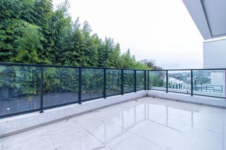Casa de condomínio para alugar com 167m², 3 quartos e 2 vagas Casa de condomínio para alugar com 167m², 3 quartos e 2 vagasÁrea dos fundos do Espaço do 3 Andar