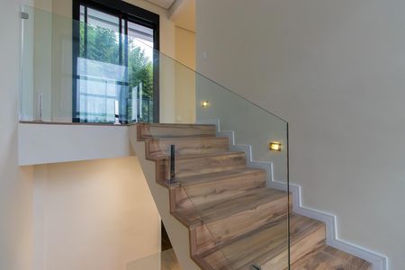 Casa de condomínio para alugar com 167m², 3 quartos e 2 vagas Casa de condomínio para alugar com 167m², 3 quartos e 2 vagasEscadas