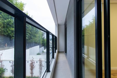 Casa de condomínio para alugar com 167m², 3 quartos e 2 vagas Casa de condomínio para alugar com 167m², 3 quartos e 2 vagasVaranda do Quarto 1 e 2