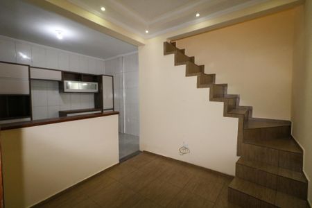 Sala de casa para alugar com 2 quartos, 55m² em Conceição, Diadema