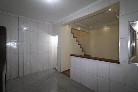 Cozinha de casa para alugar com 2 quartos, 55m² em Conceição, Diadema