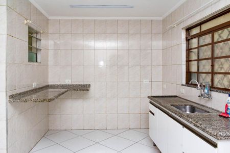 Casa para alugar com 120m², 2 quartos e 1 vaga