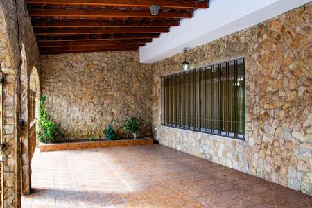 Casa para alugar com 120m², 2 quartos e 1 vaga