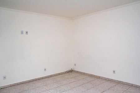 Casa para alugar com 1 quarto, 120m² em Vila Antonieta, São Paulo