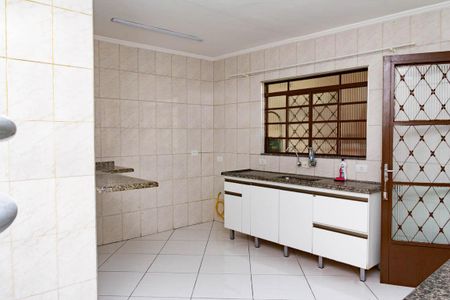 Casa para alugar com 120m², 2 quartos e 1 vaga