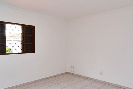 Casa para alugar com 120m², 2 quartos e 1 vaga