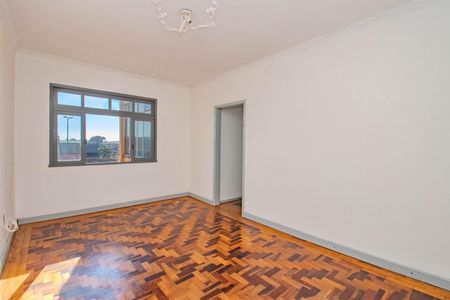 Sala de apartamento para alugar com 3 quartos, 90m² em Navegantes, Porto Alegre