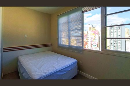 Quarto  de apartamento à venda com 1 quarto, 36m² em Centro Histórico, Porto Alegre