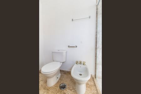 Apartamento para alugar com 119m², 2 quartos e 2 vagasBanheiro da Suíte