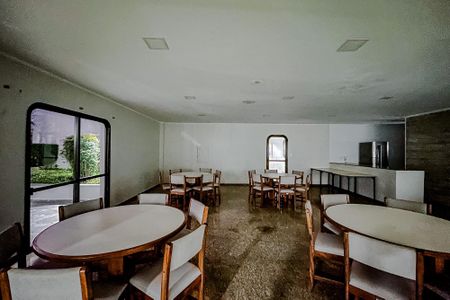 Apartamento para alugar com 195m², 3 quartos e 3 vagasÁrea comum - Salão de festas