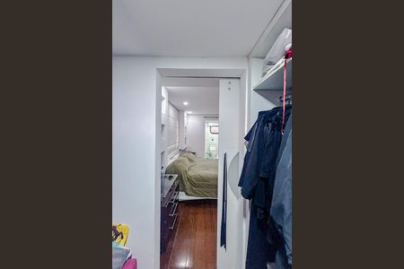 Apartamento para alugar com 195m², 3 quartos e 3 vagasCloset da suíte 1