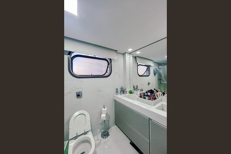Apartamento para alugar com 195m², 3 quartos e 3 vagasBanheiro da Suíte