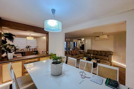 Apartamento para alugar com 195m², 3 quartos e 3 vagasSala de Jantar