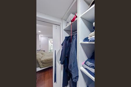 Apartamento para alugar com 195m², 3 quartos e 3 vagasCloset da suíte 1
