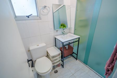 Banheiro de apartamento à venda com 3 quartos, 70m² em Jardim das Vertentes, São Paulo