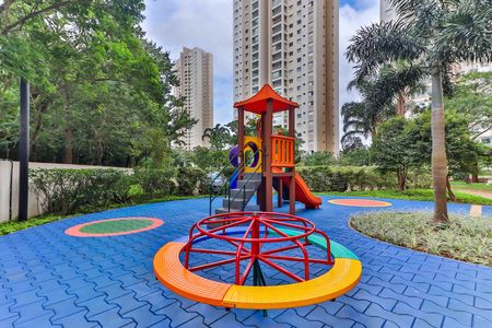 Apartamento à venda com 91m², 2 quartos e 2 vagas Apartamento à venda com 91m², 2 quartos e 2 vagasÁrea comum - Playground