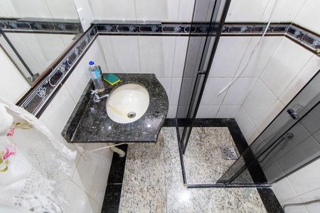 Apartamento para alugar com 65m², 2 quartos e 1 vaga Apartamento para alugar com 65m², 2 quartos e 1 vagaBANHEIRO