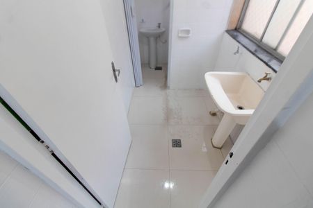 Apartamento para alugar com 65m², 2 quartos e 1 vaga Apartamento para alugar com 65m², 2 quartos e 1 vagaÁREA DE SERVIÇO