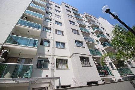 Fachada de apartamento para alugar com 2 quartos, 48m² em Pechincha, Rio de Janeiro